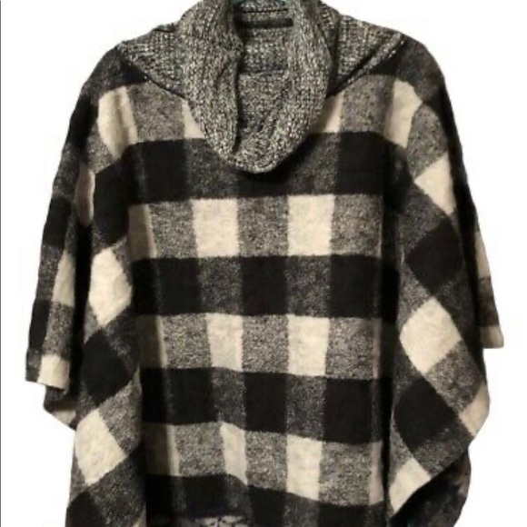 Anthropologie Wintertide reversible poncho - Picture 4 of 4